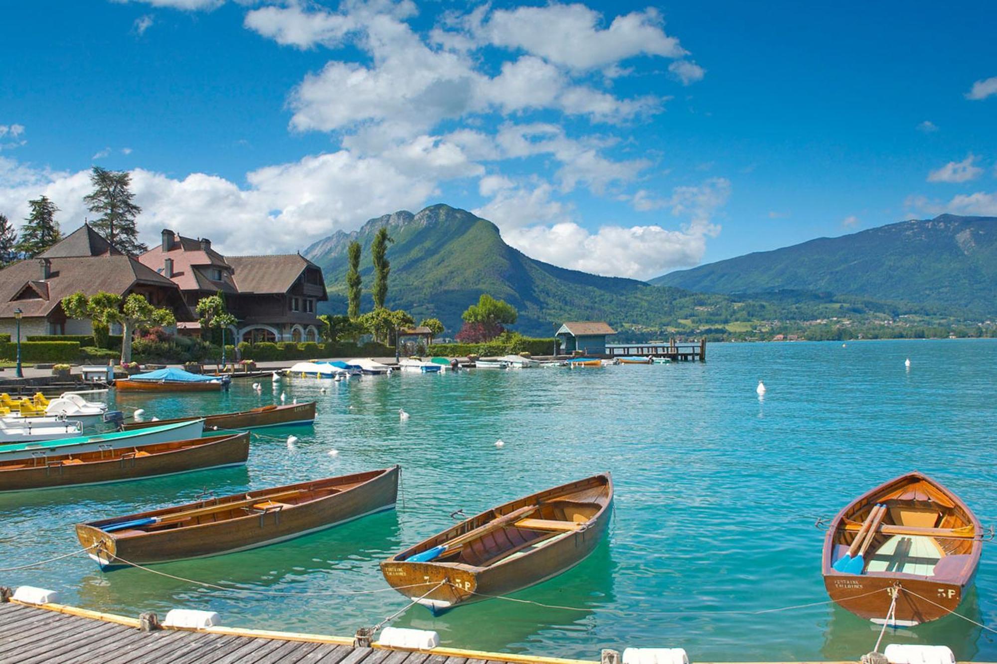 Apartment Le Bleu Du 3 Etoiles - Secteur Recherche, Calme & Familiale, A 300m Du & De La Vieille Ville, Garage Prive Annecy
